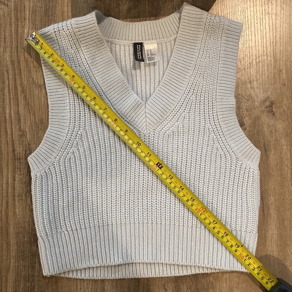 HM vest top - Picture 5 of 5